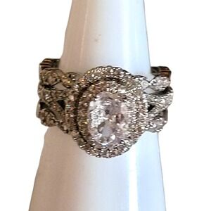 White Oval and Round Simulated Diamond Bridal with Ring Guard Size 7